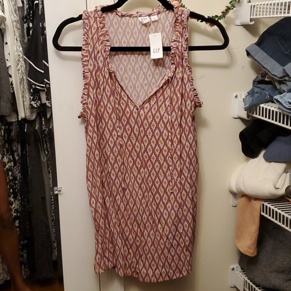 Cute maternity top NWT